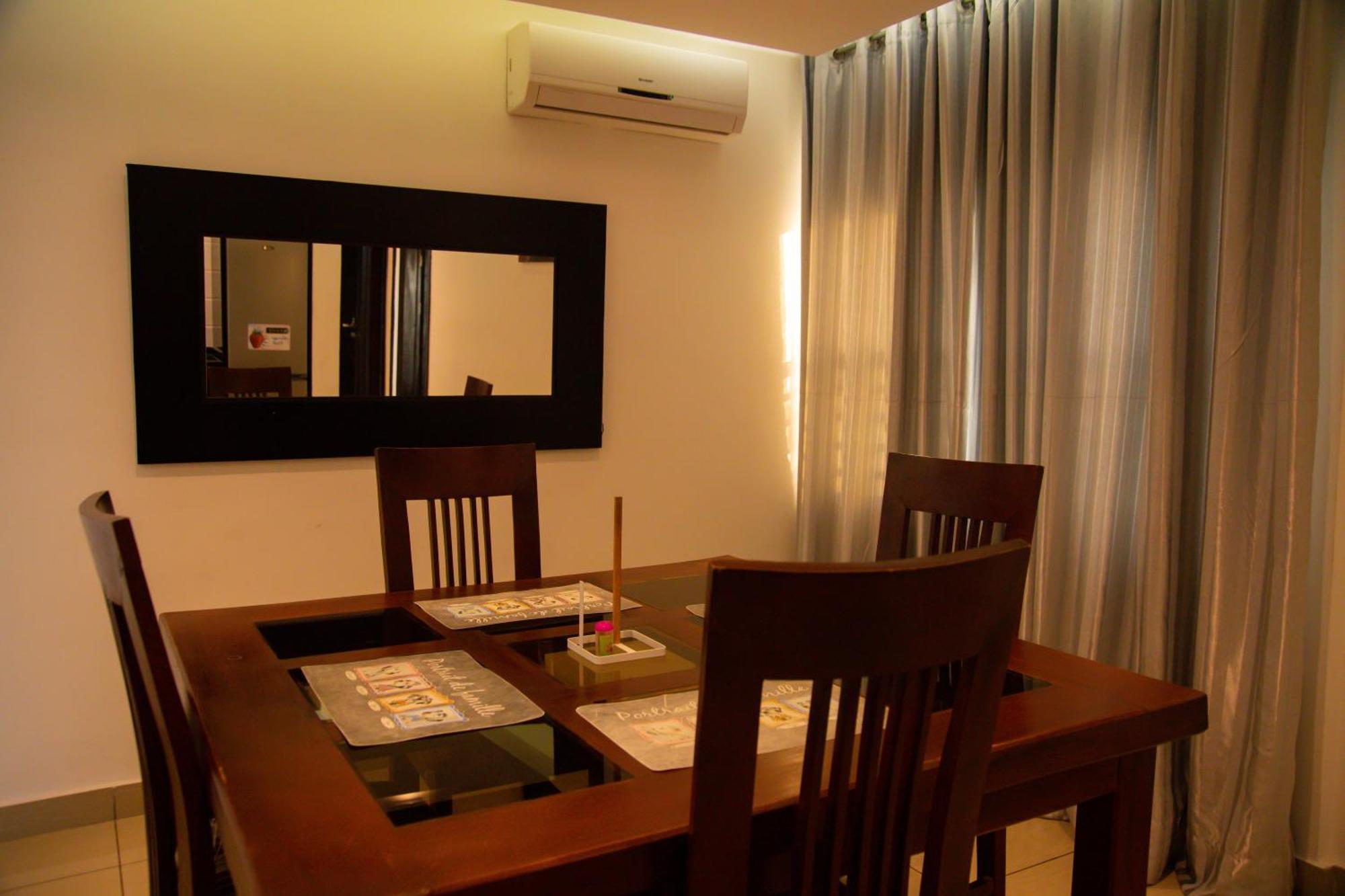 Imolease Hubert Sainte Rita Apartment Cotonou Exterior photo